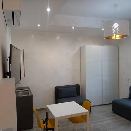 בית אירוח Casa Tre Stelle רומא
